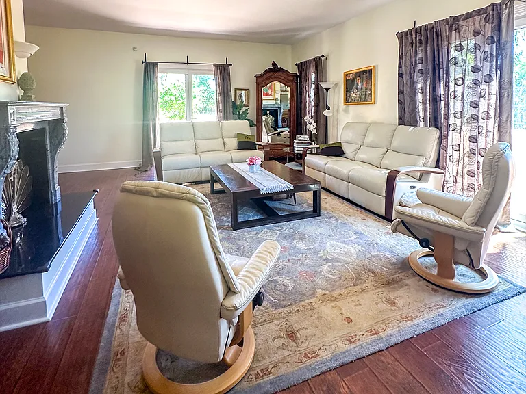 854 Miramonte Dr — Photo 8
