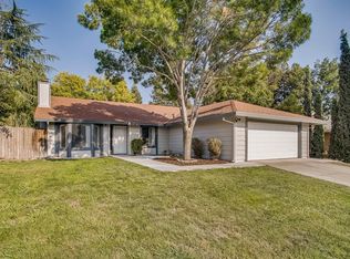 7052 McDermott Dr, Sacramento, CA 95842