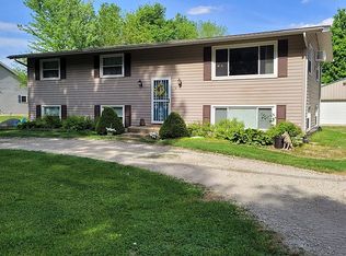 5088 N Kruse Rd, Mount Zion, IL 62549