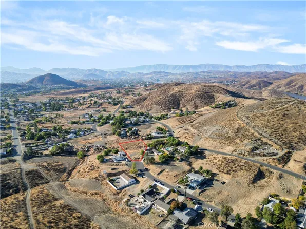 28193 Dakota Dr #17, Quail Valley, CA 92587