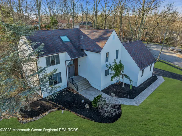 2 Bryan Court, Ocean Twp, NJ 07712
