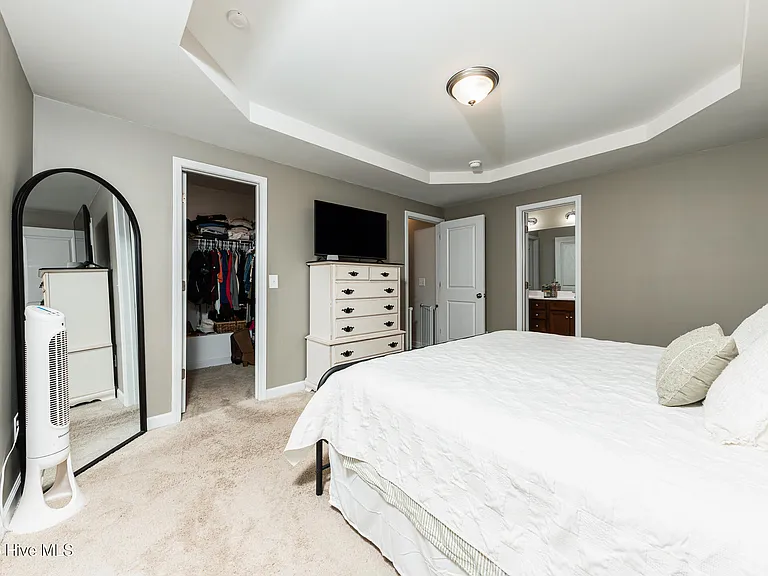 137 Wilburne Dr — Photo 21