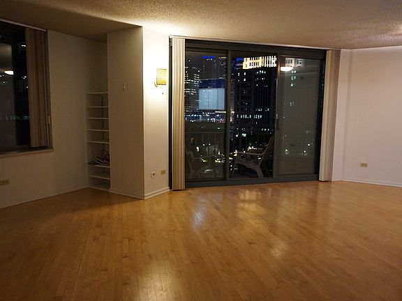 2nd image of 480 N McClurg Ct APT 1019