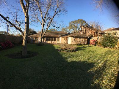 4517 Valerie St, Bellaire, TX, 77401