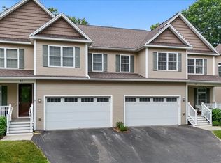 63 Blackberry Ln, South Burlington, VT 05403