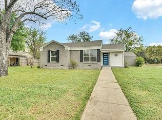 6400 Greenway Rd, Fort Worth, TX 76116