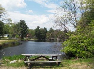 8 Penacook Cir, Webster, NH 03303