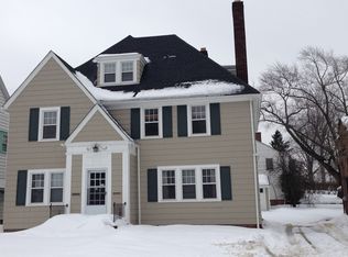 17712 Chagrin Blvd, Shaker Heights, OH 44122