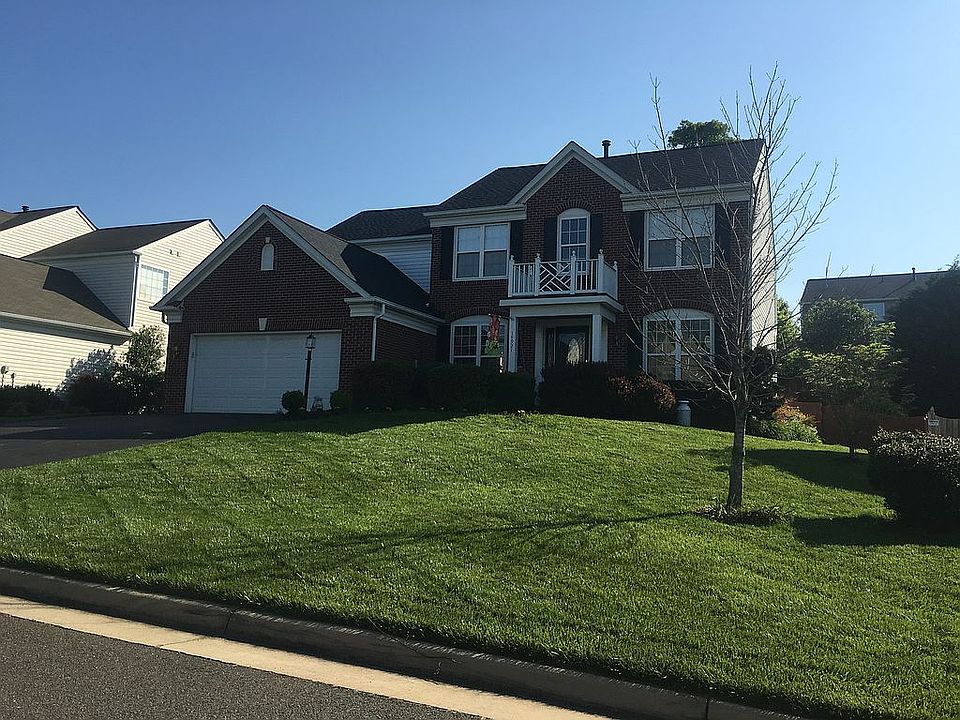 1st image of 14921 Honey Locust Ct