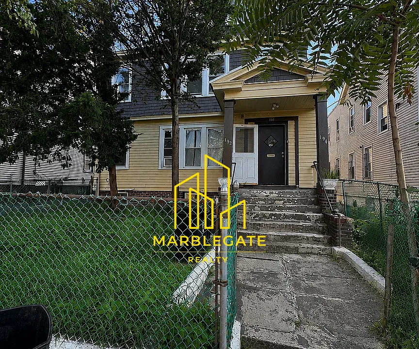192 Shephard Ave #22