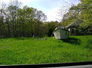 681 Springs Fireplace Rd, East Hampton, NY 11937