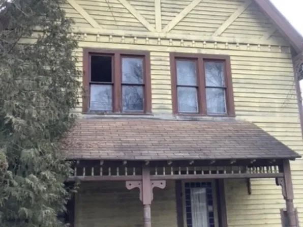 2 Mill St, Richford, NY 13835