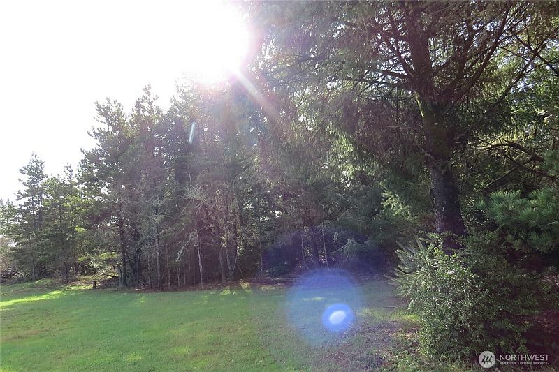 2nd image of 326 Wildwood Avenue SE