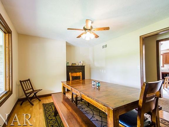 4th image of 1901 Northlake Ln