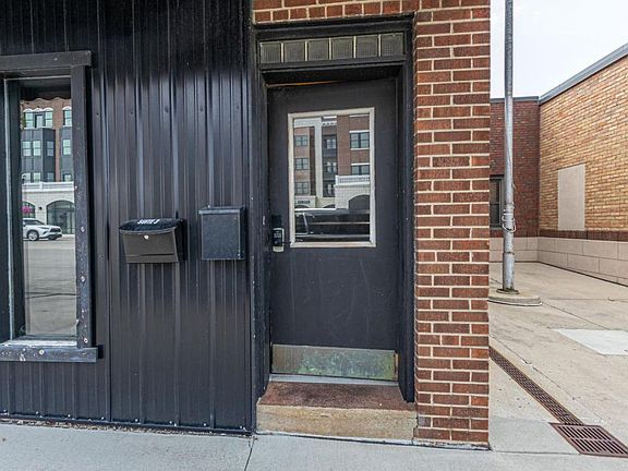 2nd image of 316 Broadway St