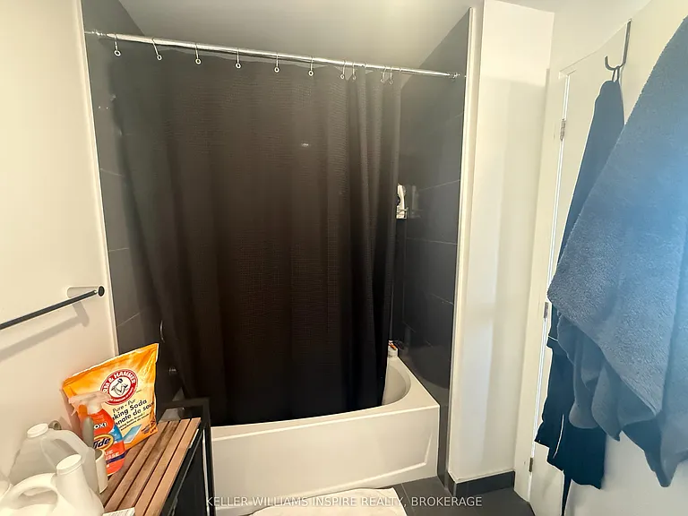 223 Princess St #806 — Photo 16