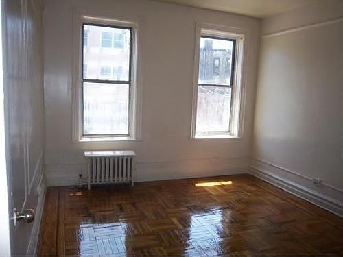 2nd image of 1410 Prospect Pl APT C3