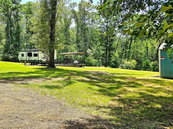 254 Jim Bowie St, Hemphill, TX 75948