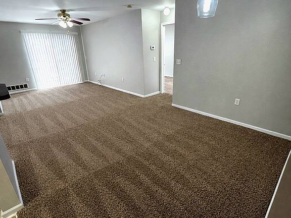 5th image of 846 Brandon Ave