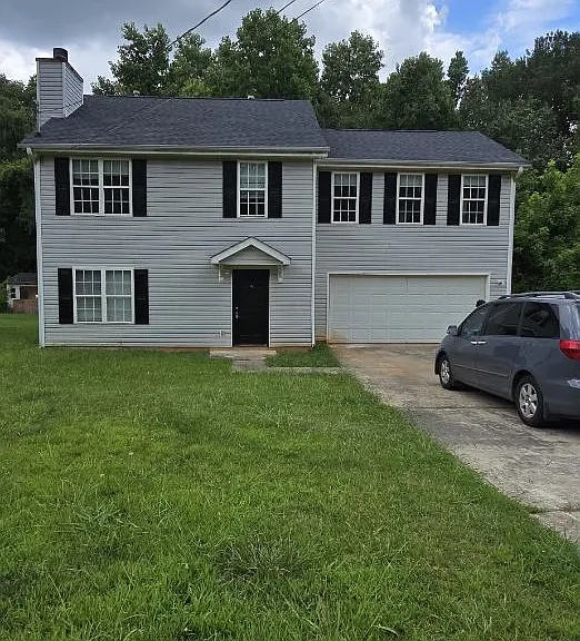 2837 Heritage Ln — Photo 1