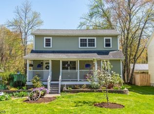 593 Valley Rd, Gillette, NJ 07933