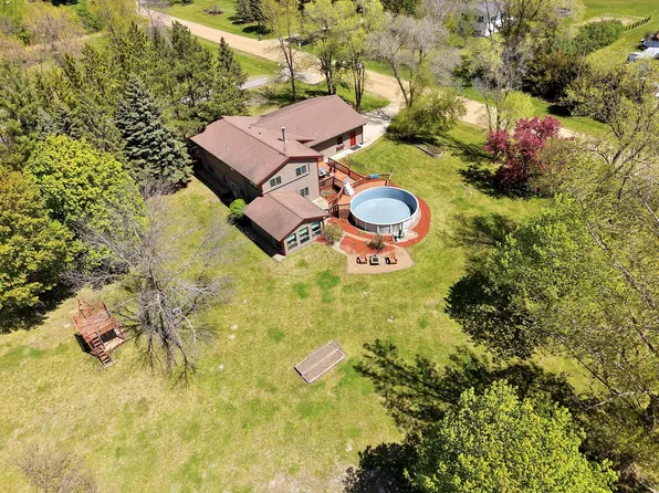 9350 Morgan Ln, Cologne, MN 55322
