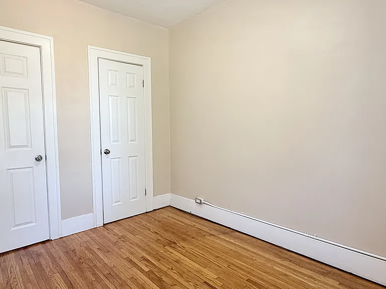 524 Pitt St W #206 — Photo 6