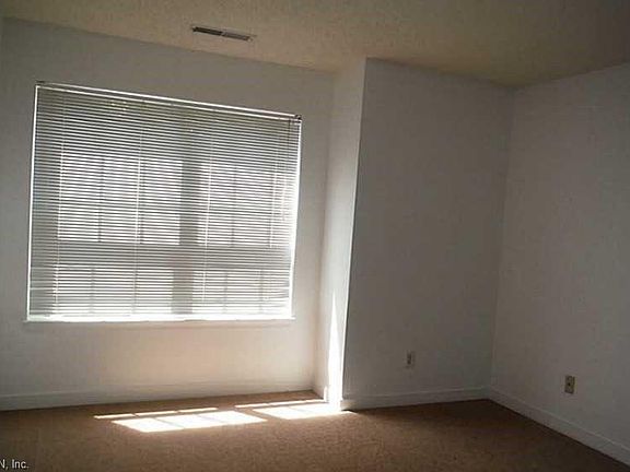 4th image of 426 Delaware Ave APT 227