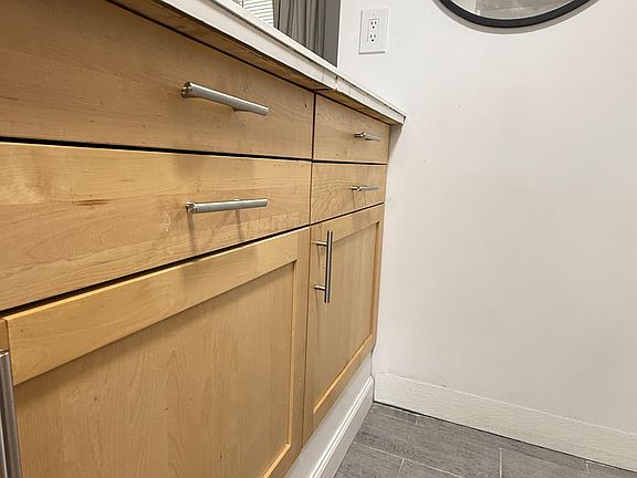 2nd image of 40 Harrison St APT 3