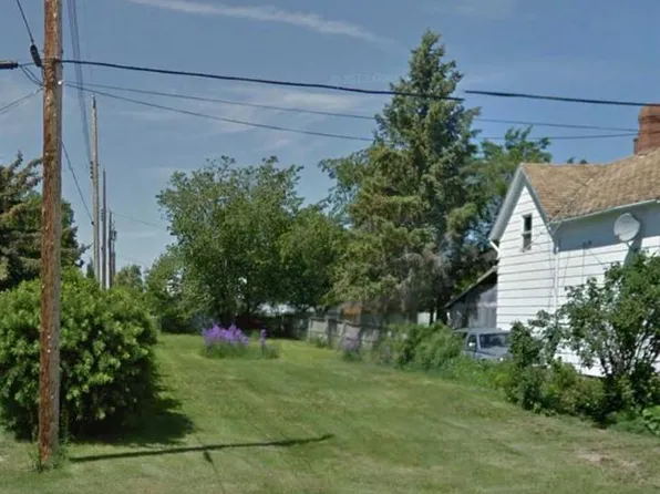 104 3rd St, Warner, AB T0K 2L0