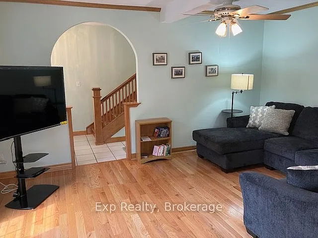 6 Addison St — Photo 7
