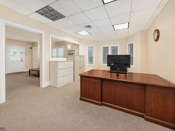 4th image of 331 Main St #0