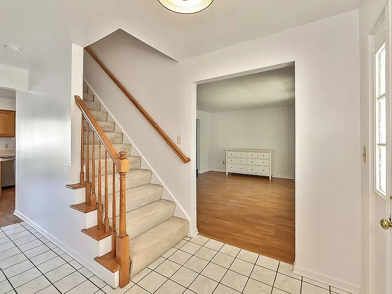 3212 Foxway Ct — Photo 13