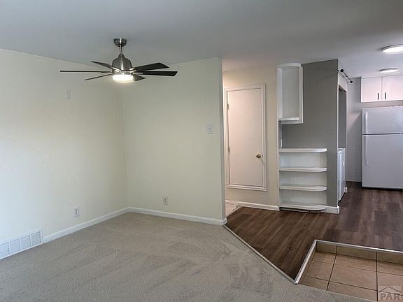 4th image of 504 Scranton Ave