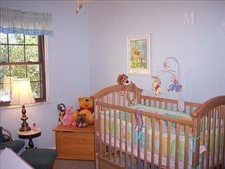 4th image of 262 Oxford Dr