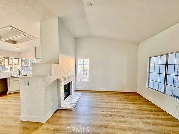 4th image of 10796 Bonanza Rd