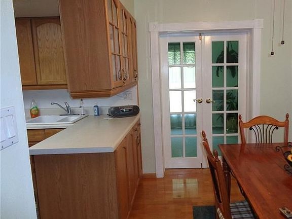 FRENCH DOORS LEADING OUT TO 3 RD BEDROOM