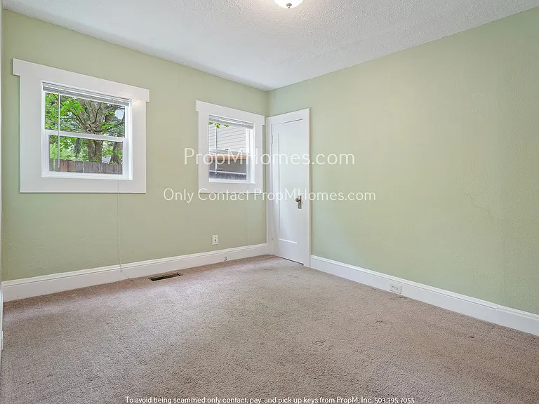 1731 SE 139th Ave — Photo 16