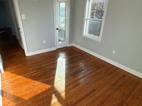 4th image of 604 N West Blvd Unit A