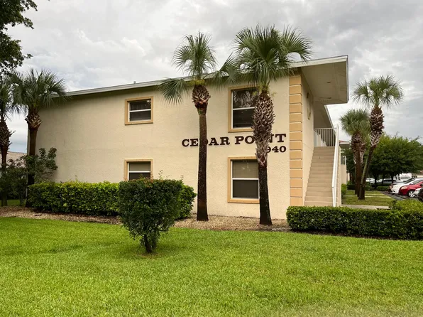 946 15th St APT 202, Holly Hill, FL 32117
