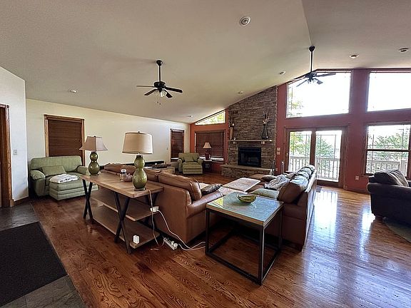 4th image of 121 Canouan Ct