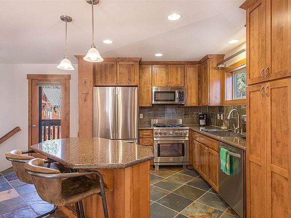 4th image of 17240 Northwoods Blvd