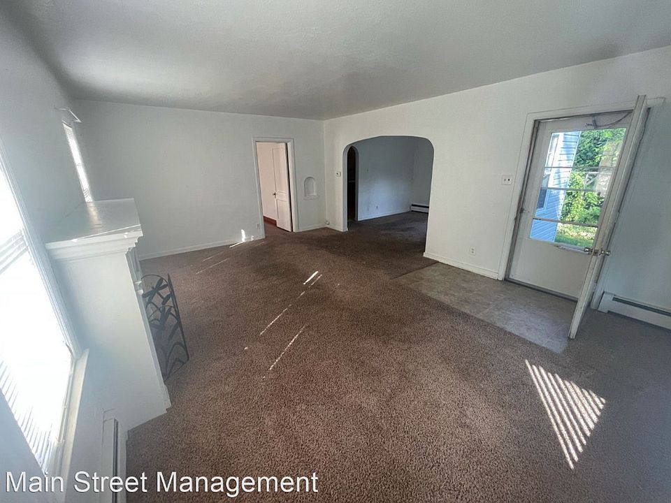 1411 Eliza St, Green Bay, WI 54301 Zillow