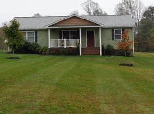 95 Burge Ln, Stuart, VA 24171