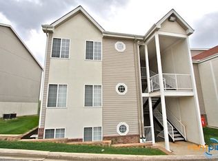 6850 N Ames Ave APT L, Kansas City, MO 64151
