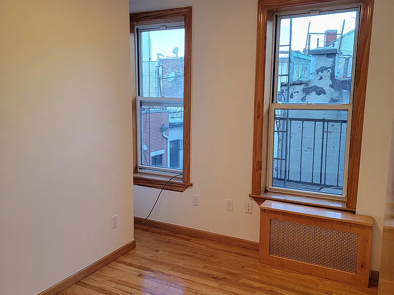 82 Bayard St #30 — Photo 5