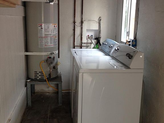 309 Gladys Laundry Room