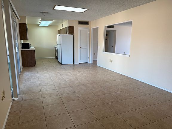 Dining area off Kitchen