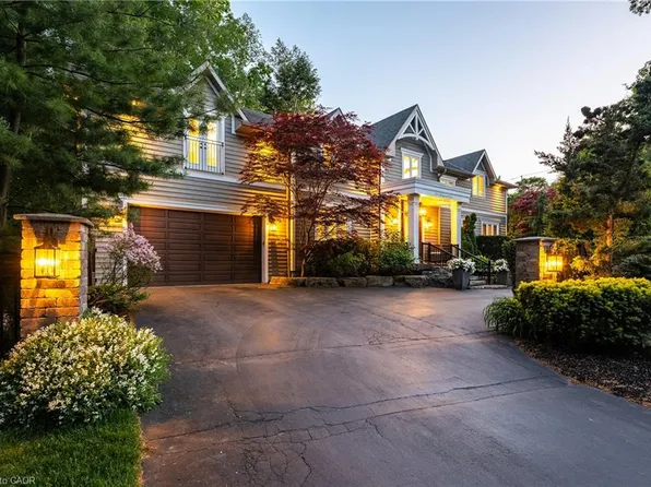 376 Wedgewood Dr, Oakville, ON L6J 4S1
