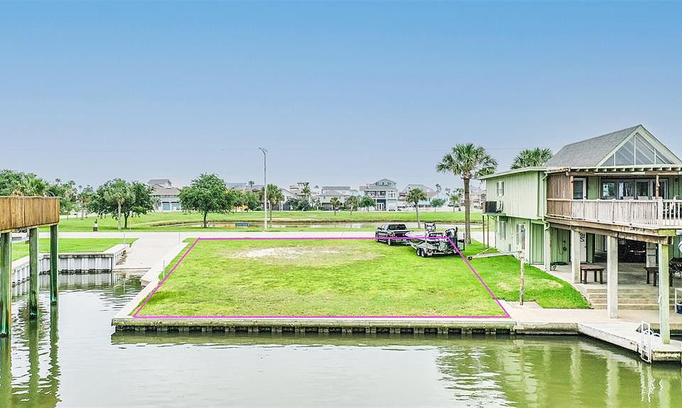 1212 Tiki Dr, Tiki Island, TX 77554 MLS 50996568 Zillow
